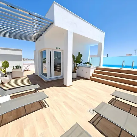 Appartamento Nuevo En Planta Baja B Con Piscina Y Solarium
